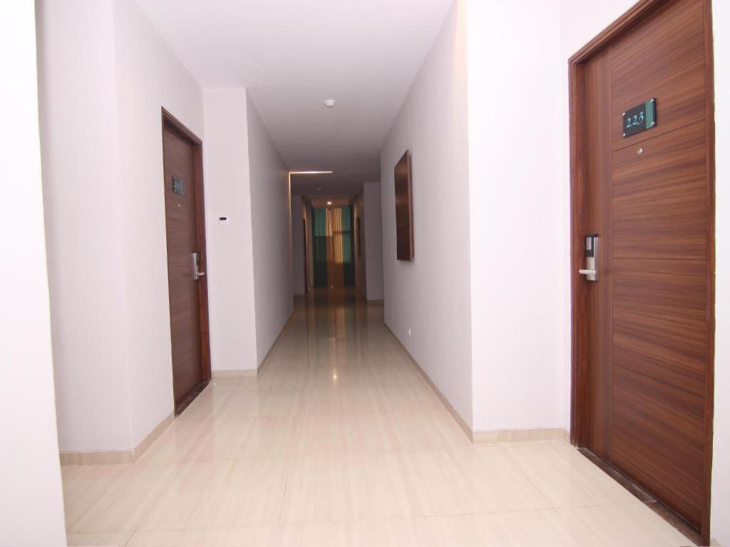 Grand Amira Hotel Solo, Azana Hotels Collection Esterno foto