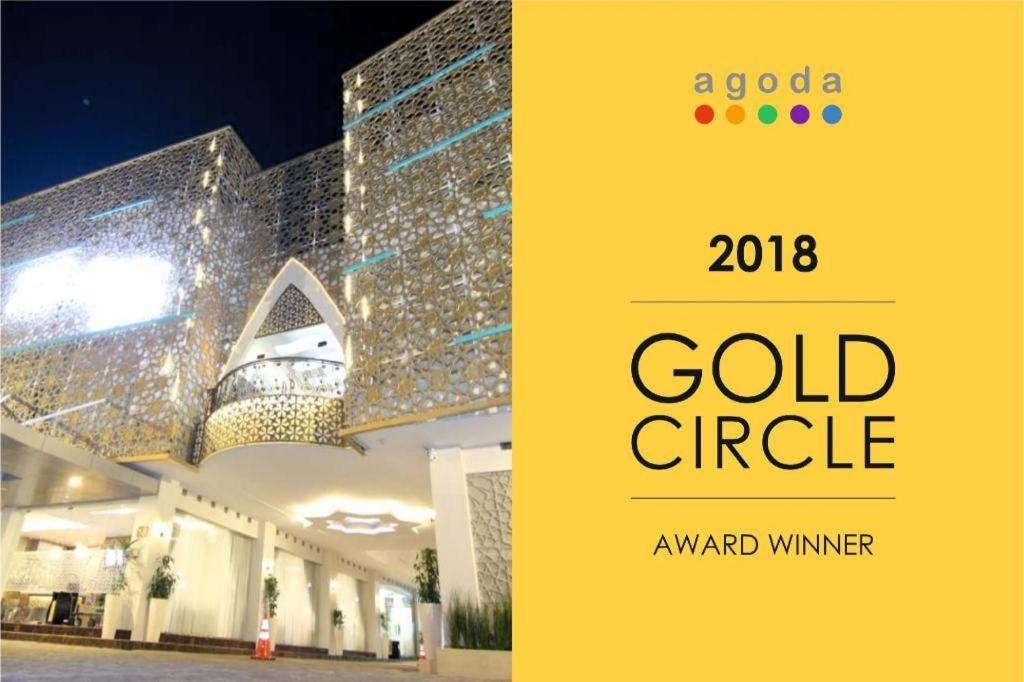Grand Amira Hotel Solo, Azana Hotels Collection Esterno foto