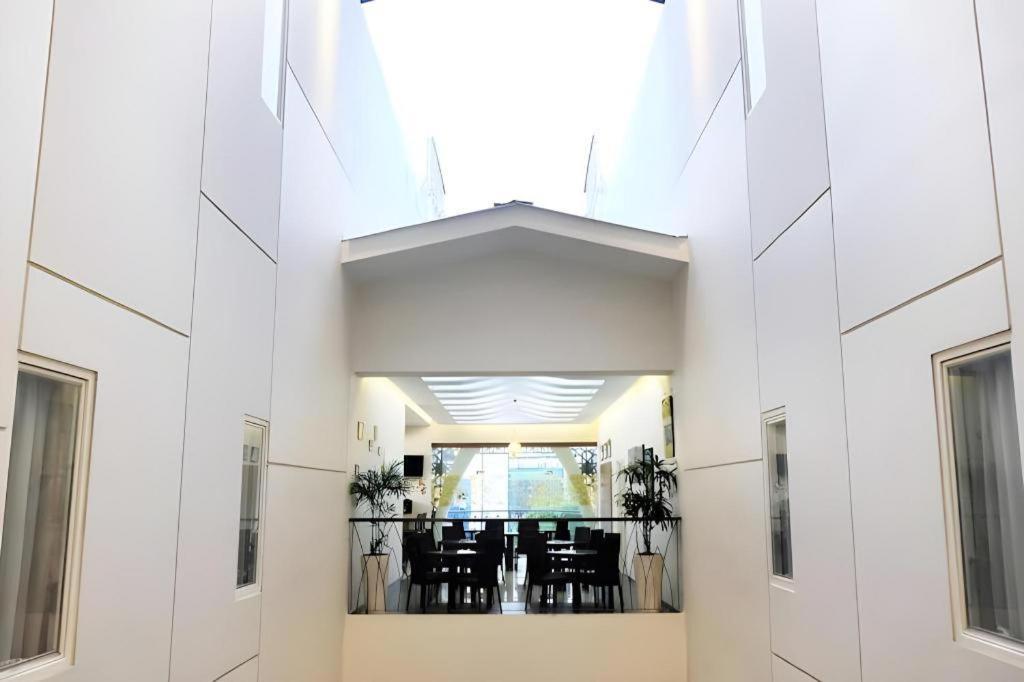 Grand Amira Hotel Solo, Azana Hotels Collection Esterno foto